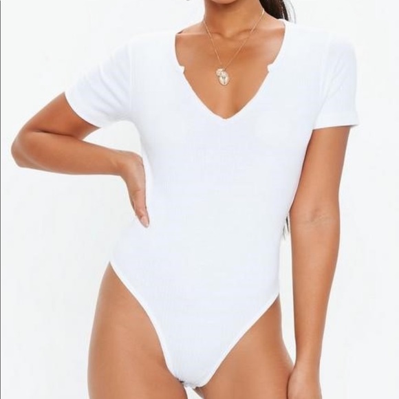 Ribbed V-Neck Bodysuit - Picture 3 of 3